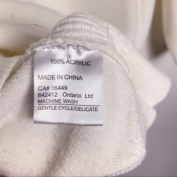 Cream Sweater - Picture 4 of 5